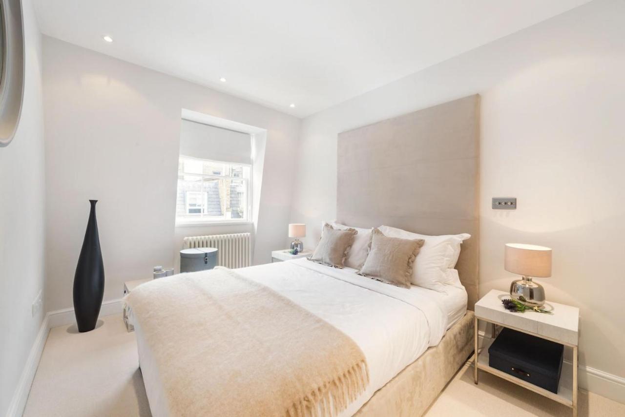 Prime Knightsbridge Mews - 4 Bed House Case de vacanță Londra