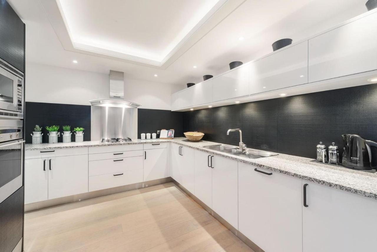 Case de vacanță Prime Knightsbridge Mews - 4 Bed House *